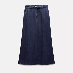 NWT ZARA Classic Blue Denim Skirt Size XS